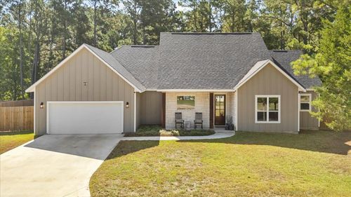 133 Lake Point Way, Bastrop, TX, 78602-5722 | Card Image