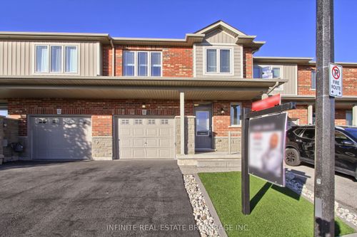 11-380 Lake St, Grimsby, ON, L3M0E8 | Card Image