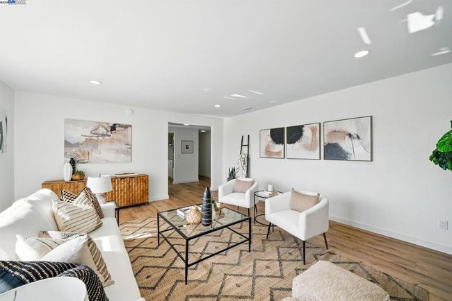 35 San Joaquin Pl, House other with 4 bedrooms, 3 bathrooms and 2 parking in Novato CA | Image 7
