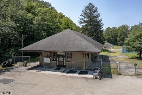 48 Hope Rd, Blairstown, NJ, 07825-9776 | Card Image