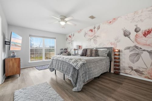 972 Claeven Cir, Fort Walton Beach, FL, 32547-4270 | Card Image