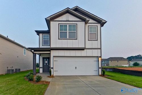 6425 Upchurch Dr Nw, Huntsville, AL, 35806-4700 | Card Image