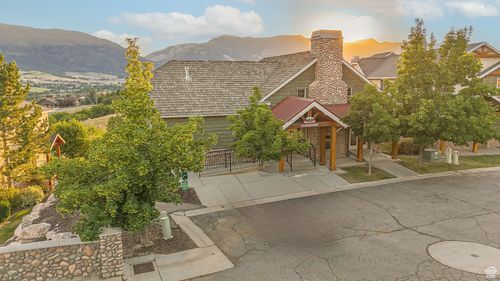 unit-c202-3634 N Huntsman Path, Eden, UT, 84310-6644 | Card Image