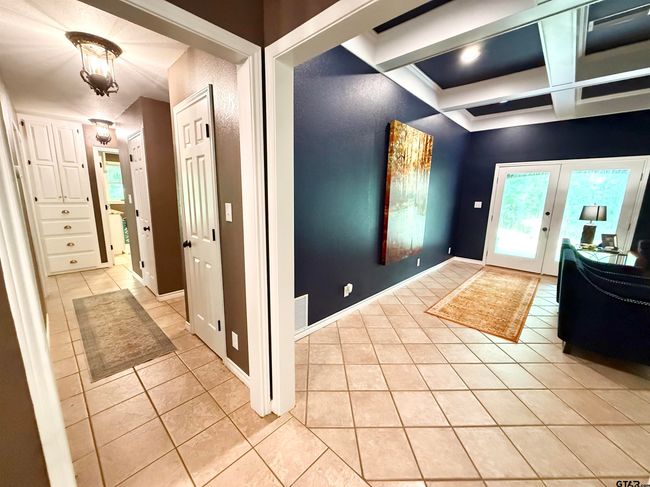 18872 Big Timber Rd, House other with 3 bedrooms, 2 bathrooms and null parking in Tyler TX | Image 17