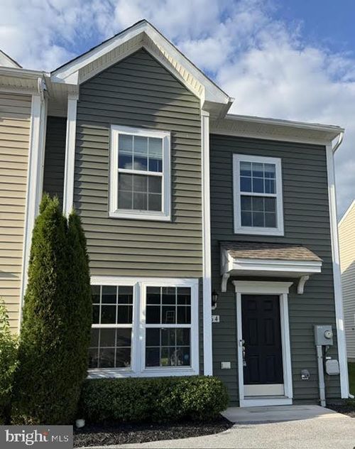 564 Thumper Dr, RANSON, WV, 25438-4889 | Card Image