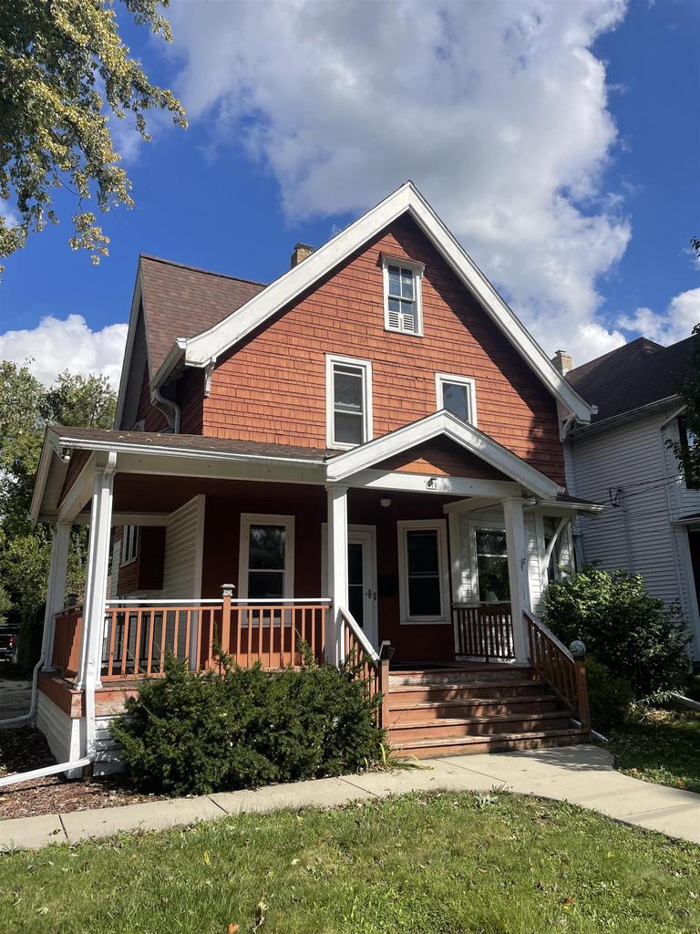Branch St, Hartford, WI 53027