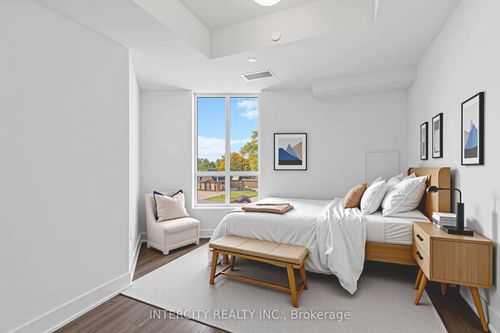 325-2075 King Rd, King City, ON, L7B0R6 | Card Image