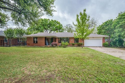 1018 W Avenue F, Garland, TX, 75040 | Card Image