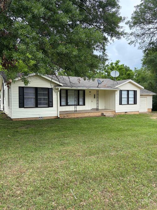 101 E Pirate St, Longview, TX, 75604-2431 | Card Image