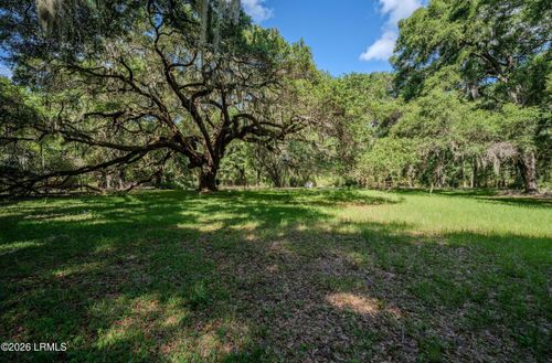99 Meridian Road, Beaufort, SC, 29907 | Card Image