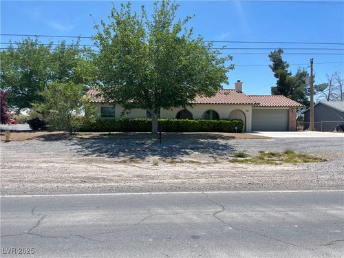 881 E Calvada Blvd, Pahrump, NV, 89048-5664 | Card Image