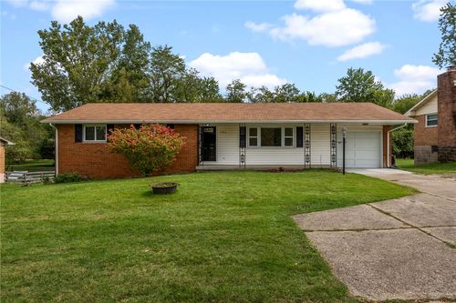 2340 Derr Rd, Springfield, OH, 45503-2440 | Card Image