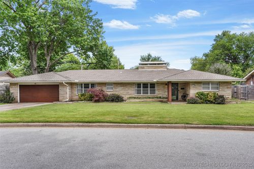 3733 45th Pl, Tulsa, OK, 74135-2720 | Card Image
