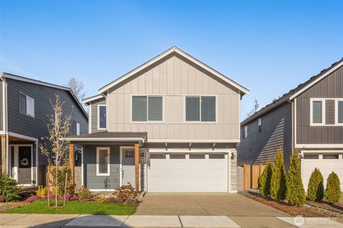 8761 69th Pl Ne, Marysville, WA, 98270-7846 | Card Image