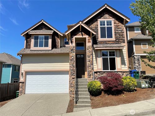 1118 S 36th St, Renton, WA, 98055-5851 | Card Image