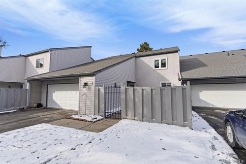 7706 Gunnison Ct, Brighton, MI, 48114-9468 | Card Image