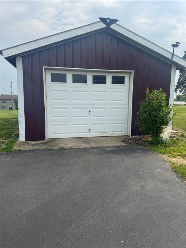 143 Pheasant Farm Rd, House other with 2 bedrooms, 2 bathrooms and 4 parking in New Bethlehem PA | Image 6