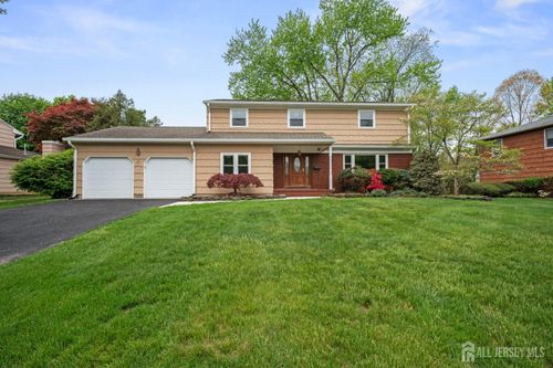 17 Green Hills Rd, East Brunswick, NJ, 08816-2877 | Card Image