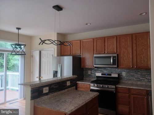 205 Hillside Ct, STAFFORD, VA, 22554-4867 | Card Image