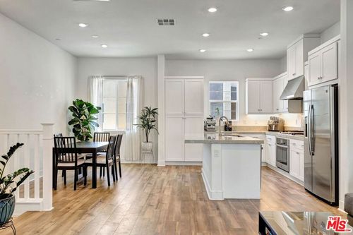 27408 Horizon View Ln, Valencia, CA, 91381-2166 | Card Image