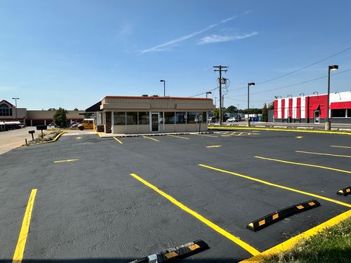 2749 Columbus St, Ottawa, IL, 61350-1005 | Card Image