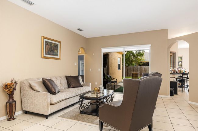 2015 Se 18 Th Ct, House other with 4 bedrooms, 3 bathrooms and null parking in Homestead FL | Image 11