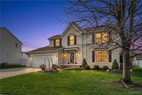 3494 Parkwood Cmn, Hamburg, NY, 14075-3646 | Card Image