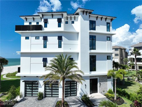 105 Saint Eustacius Ln, BONITA SPRINGS, FL, 34134-8514 | Card Image