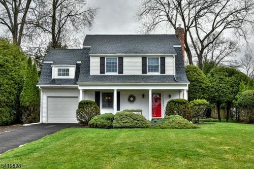 314 Canterbury Dr, Ramsey, NJ, 07446-2533 | Card Image