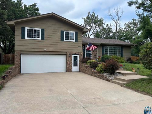 4001 Cheyenne Blvd, Sioux City, IA, 51104-4335 | Card Image