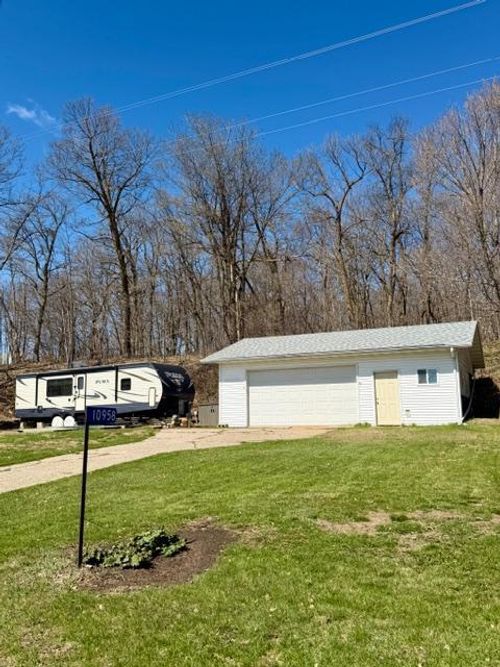 10958 Eagle Lake Rd, Frazee, MN, 56544-9118 | Card Image