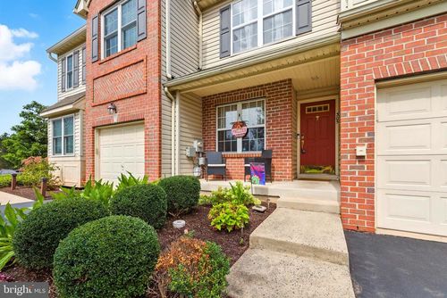 305 Manor Rd, HARLEYSVILLE, PA, 19438-1955 | Card Image