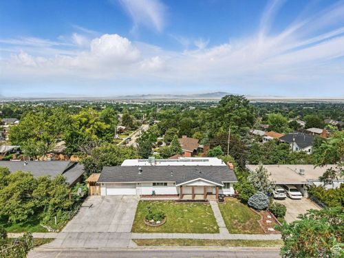 211 800, Bountiful, UT, 84010-3640 | Card Image