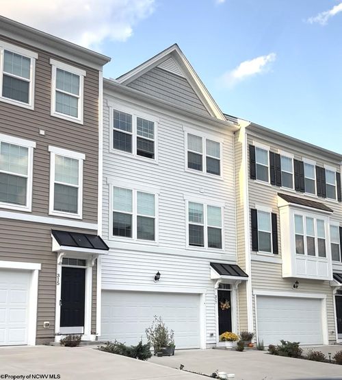 317 Bay St, Morgantown, WV, 26508-1812 | Card Image