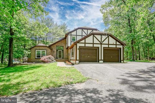 131 Tuckerton Rd, Shamong, NJ, 08088-8619 | Card Image