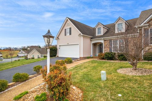 35 Buckingham Cmn, WAYNESBORO, VA, 22980-6590 | Card Image