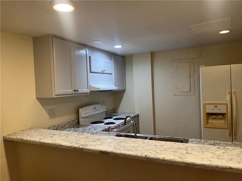 416 Barbashela Dr, Stone Mountain, GA, 30088-1108 | Card Image