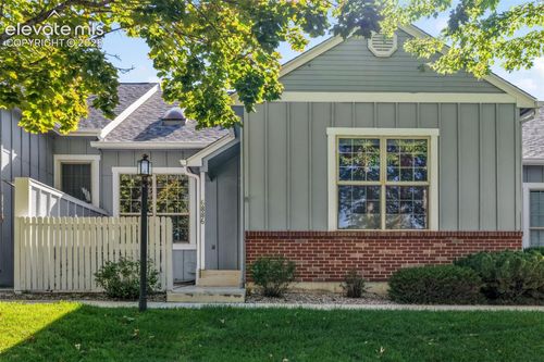 6886 Los Reyes Cir, Colorado Springs, CO, 80918-6011 | Card Image