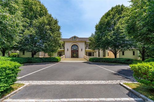 6 Polo Dr, Old Westbury, NY, 11568-1043 | Card Image