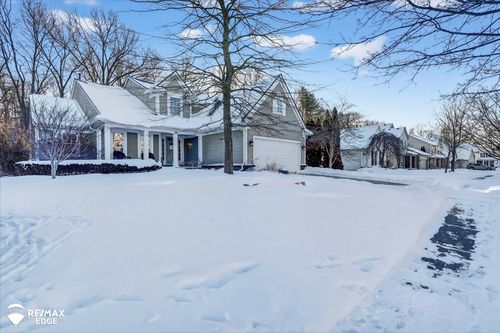 90 Ridge Field Court, Oxford Charter Township, MI, 48371 | Card Image