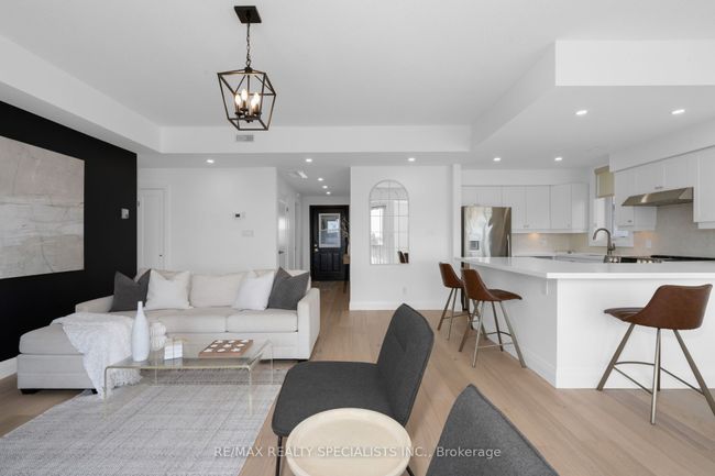 441 Mariners Way, Condo with 3 bedrooms, 2 bathrooms and 2 parking in Collingwood ON | Image 15