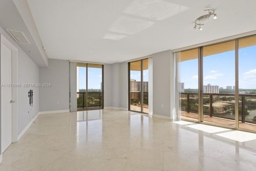 904-16275 Collins Ave, Sunny Isles Beach, FL, 33160-4328 | Card Image