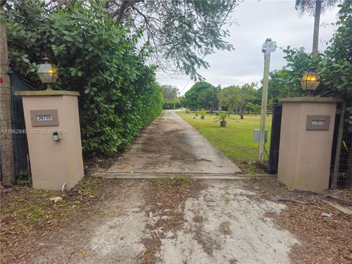 26720 Sw 203rd Ave, Homestead, FL, 33031-2121 | Card Image