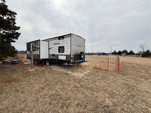 6101 W Camp Dr, Guthrie, OK, 73044-7315 | Card Image