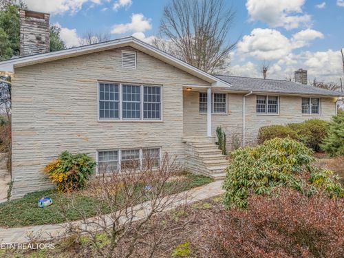 2992 Knoxville Hwy, Wartburg, TN, 37887-3108 | Card Image