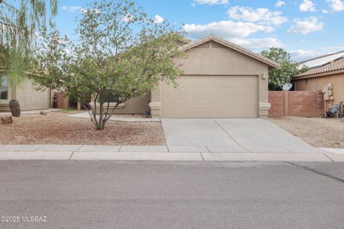 961 E Sheriffs Draw Ln, Sahuarita, AZ, 85629-7927 | Card Image