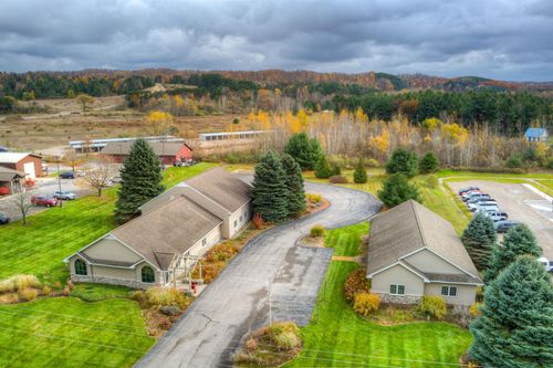 7200 E Duck Lake Rd, Lake Leelanau, MI, 49653-9779 | Card Image