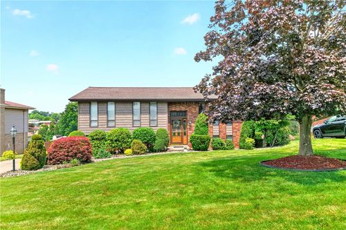 404 Highland Dr, Elizabeth, PA, 15037-2861 | Card Image