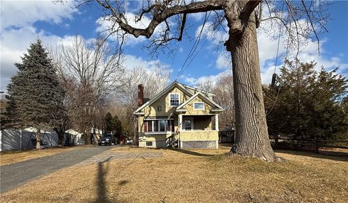 495 Great Rd, Lincoln, RI, 02865-1436 | Card Image