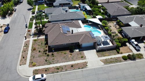 6737 N Harrison Ave, Fresno, CA, 93711-1422 | Card Image